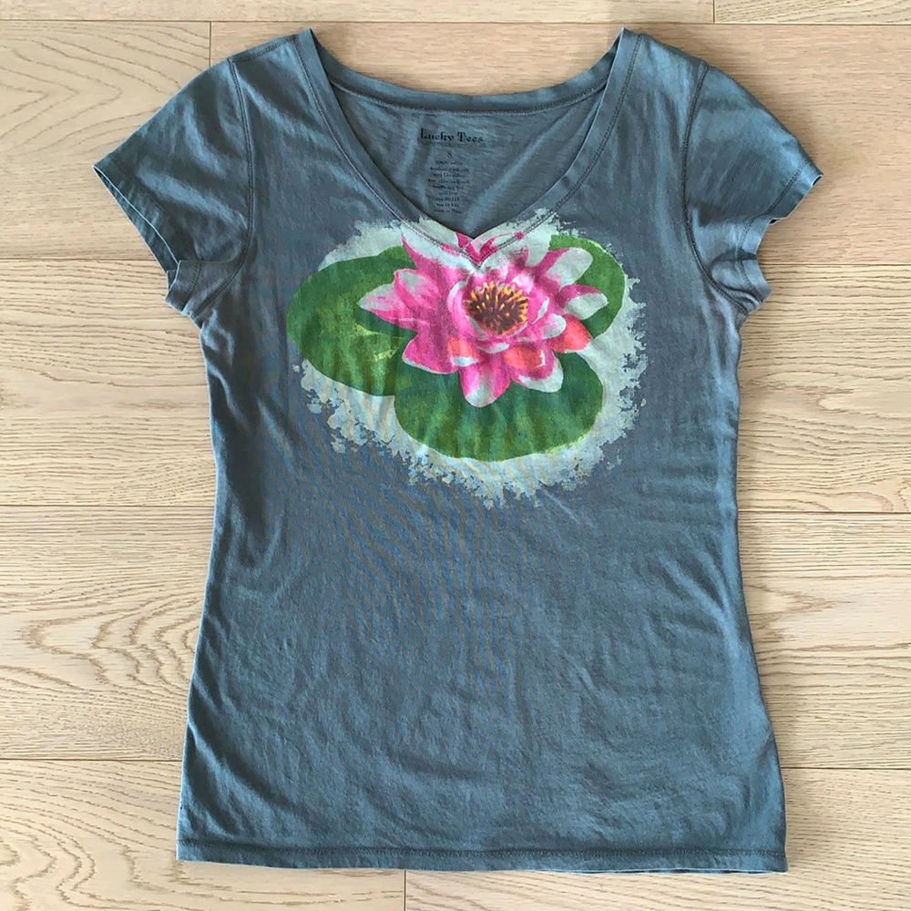 Lucky brand t-shirt
